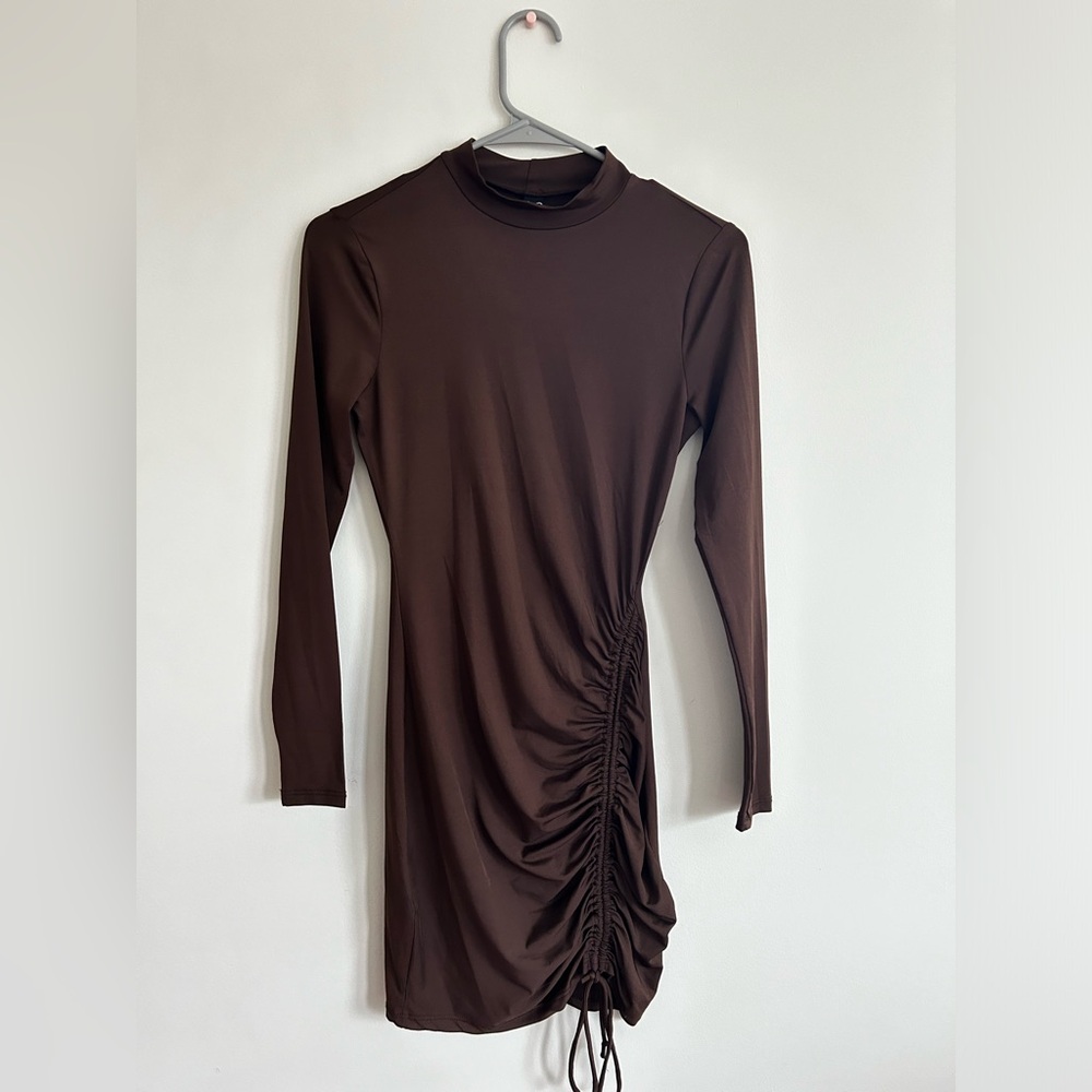 Brown bodycon side ruche/ low turtleneck mini dress